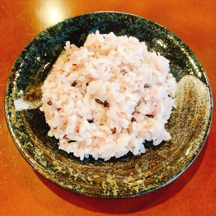 赤米黒米♪雑穀ご飯✧˖°